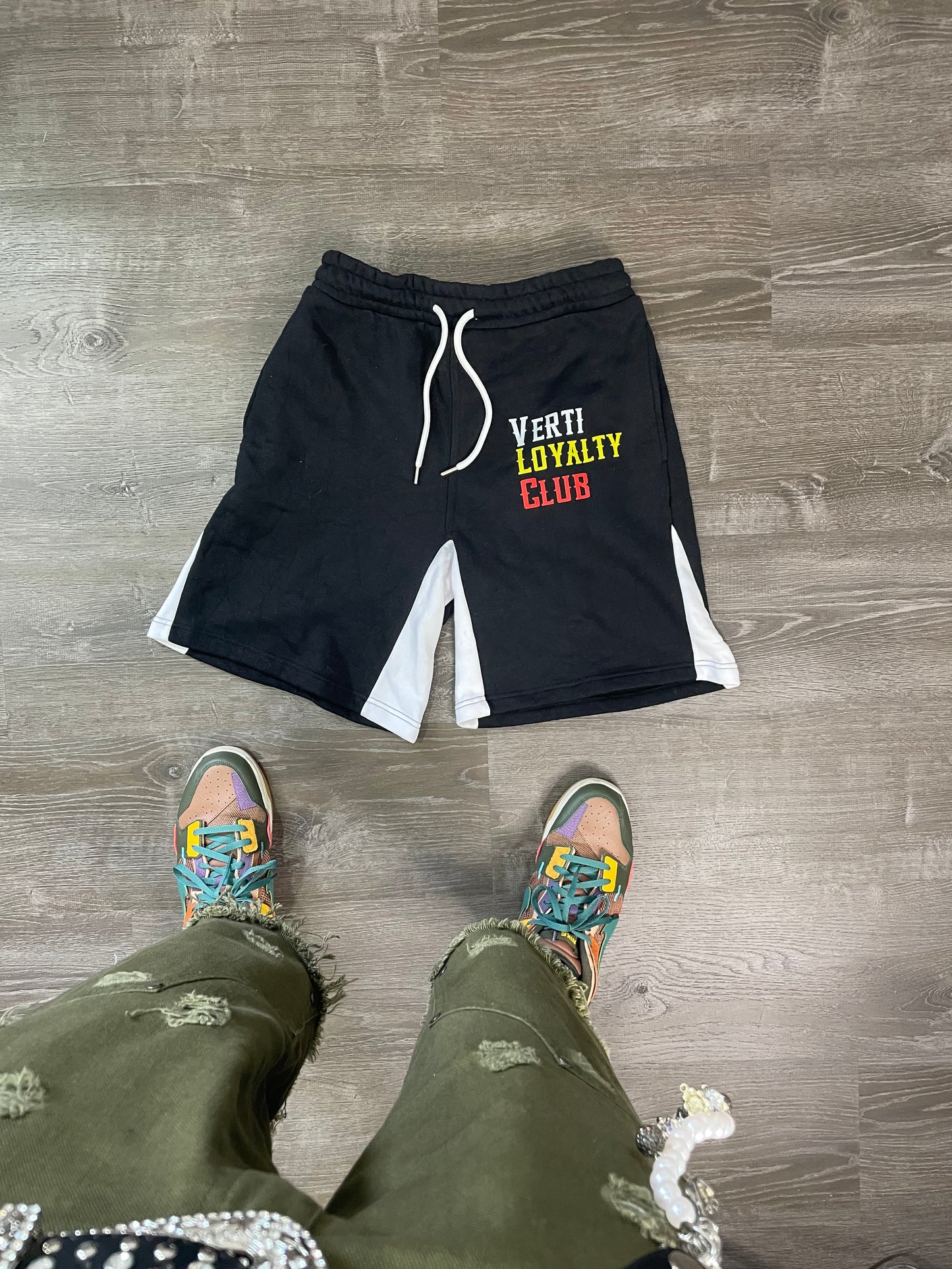 Verti loyalty club shorts