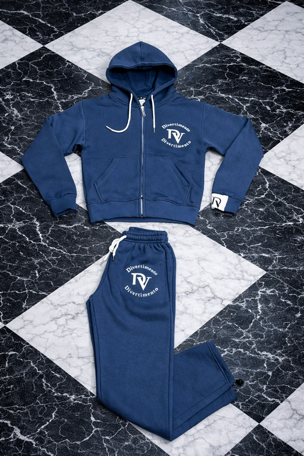 Navy blue Divertimento sweatsuit